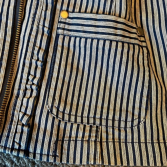 CHRISTOPHER & Banks DENIM Vest JEAN s ruffled zipper pinstriped railroad blue - Picture 2 of 9